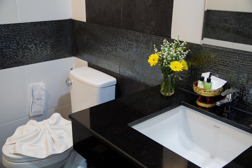 Noble Tarntong Boutique Bed & Breakfast Чиангмай Екстериор снимка