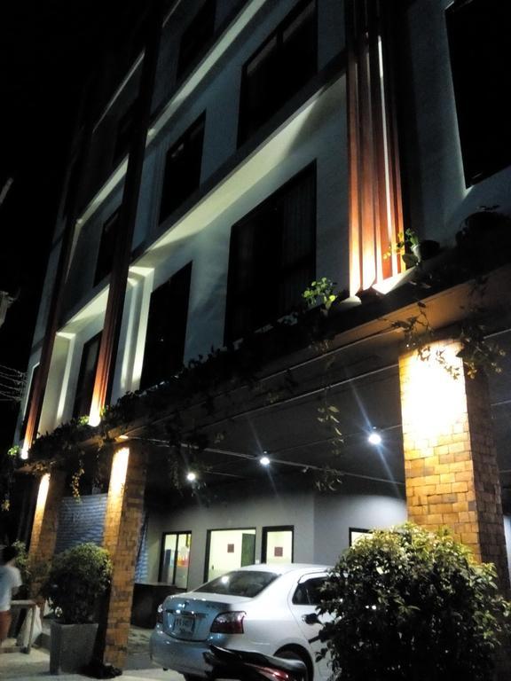 Noble Tarntong Boutique Bed & Breakfast Чиангмай Екстериор снимка