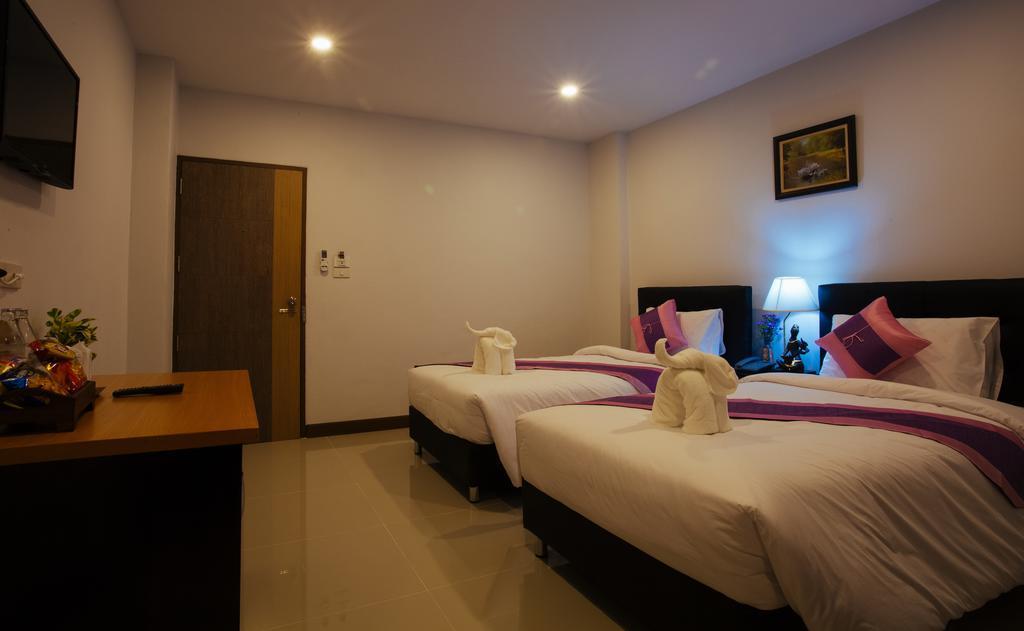 Noble Tarntong Boutique Bed & Breakfast Чиангмай Екстериор снимка
