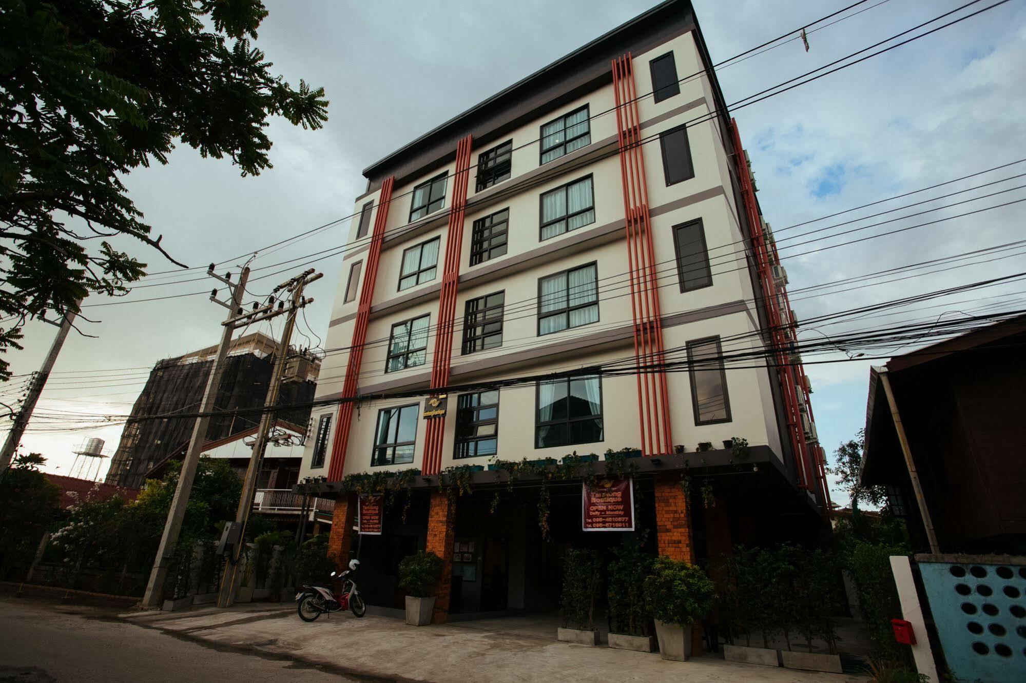 Noble Tarntong Boutique Bed & Breakfast Чиангмай Екстериор снимка