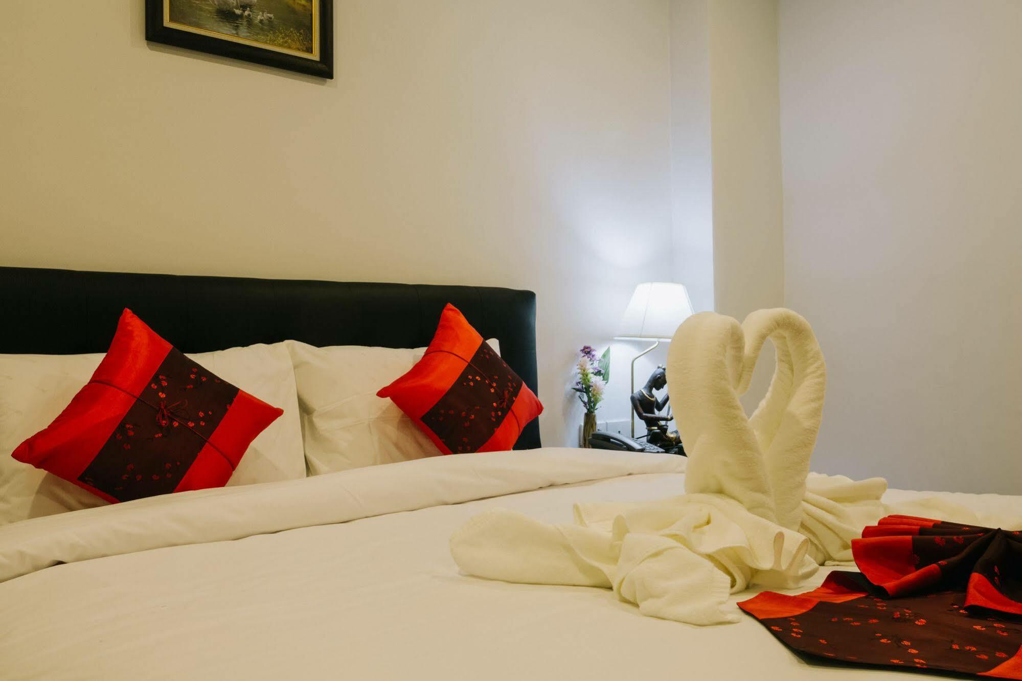Noble Tarntong Boutique Bed & Breakfast Чиангмай Екстериор снимка