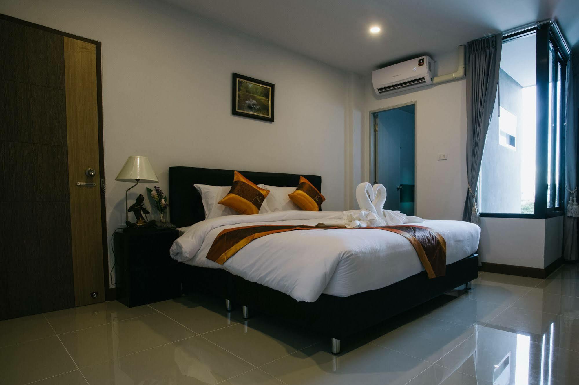Noble Tarntong Boutique Bed & Breakfast Чиангмай Екстериор снимка