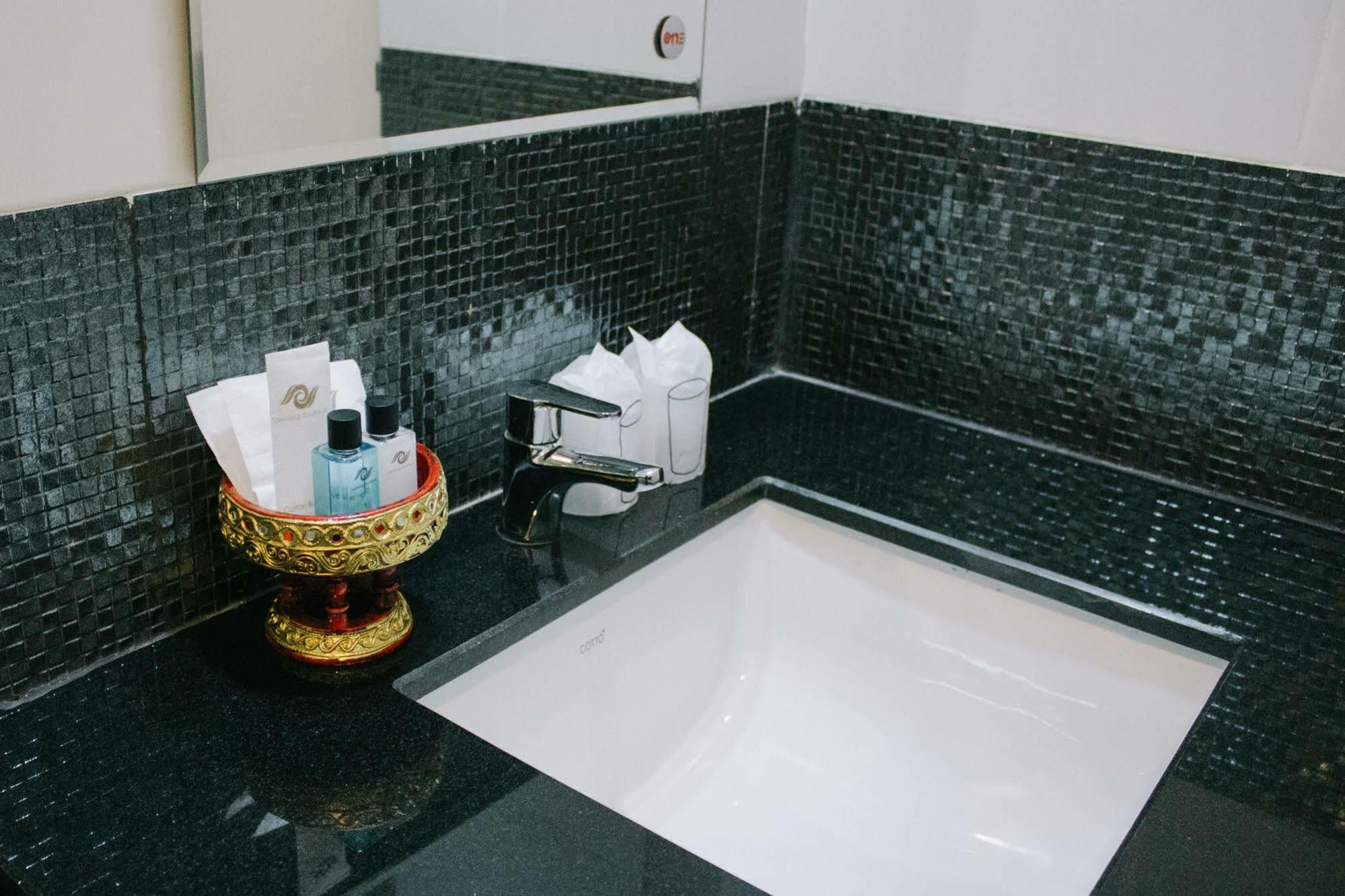 Noble Tarntong Boutique Bed & Breakfast Чиангмай Екстериор снимка